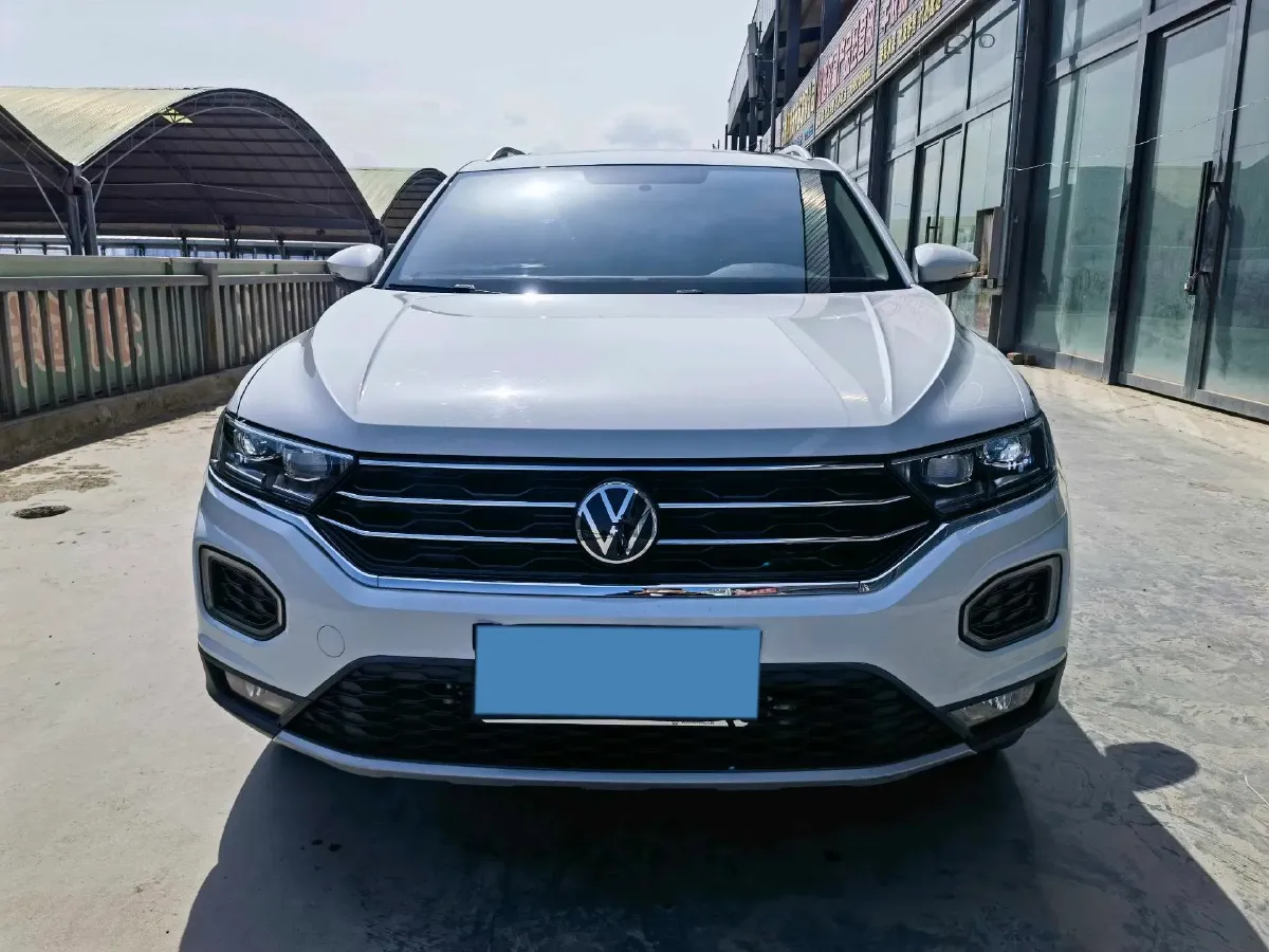 2021 Volkswagen T-Roc 1.4T 150HP L4 7DCT,autocango,china used car exporter,china ev exporter,chinese used car exporter,chinese used ev exporter