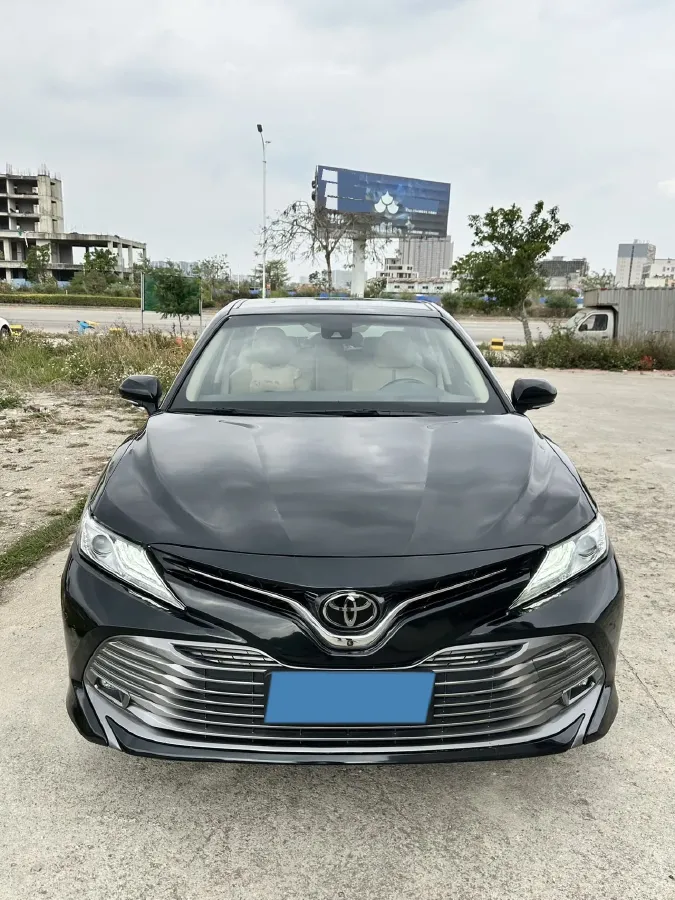 2018 Toyota Camry 2.5L 209HP L4 8AT,autocango,china used car exporter,china ev exporter,chinese used car exporter,chinese used ev exporter