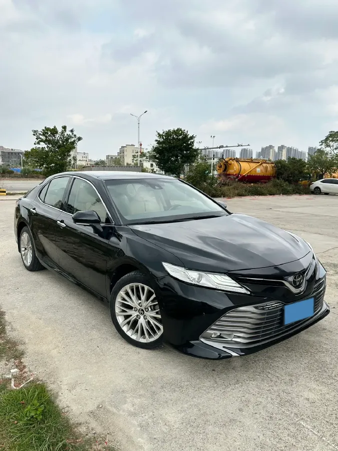 2018 Toyota Camry 2.5L 209HP L4 8AT,autocango,china used car exporter,china ev exporter,chinese used car exporter,chinese used ev exporter