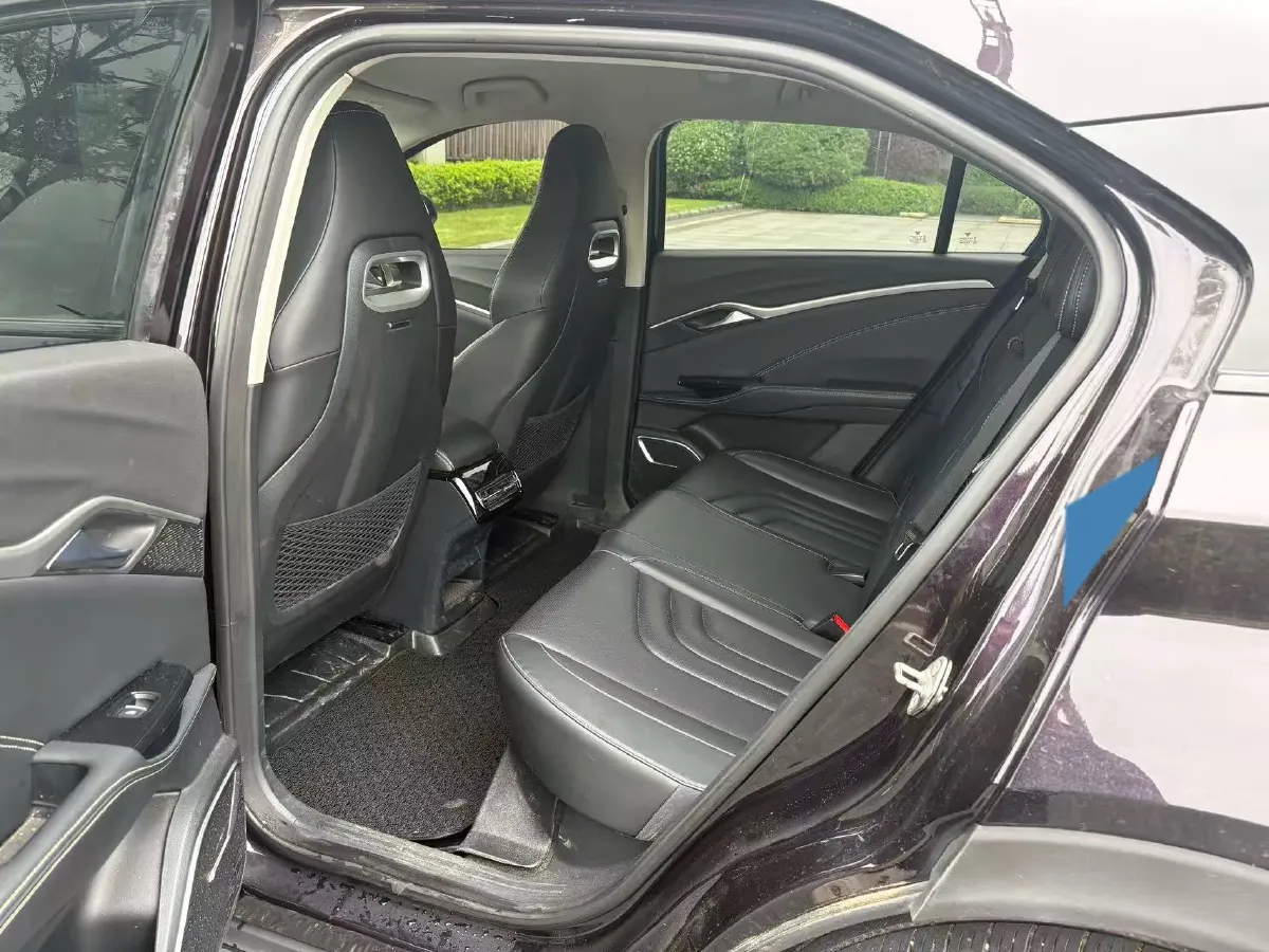 2022 GAC Trumpchi GS4 Plus 2.0T 252HP L4 6AT,autocango,china used car exporter,china ev exporter,chinese used car exporter,chinese used ev exporter