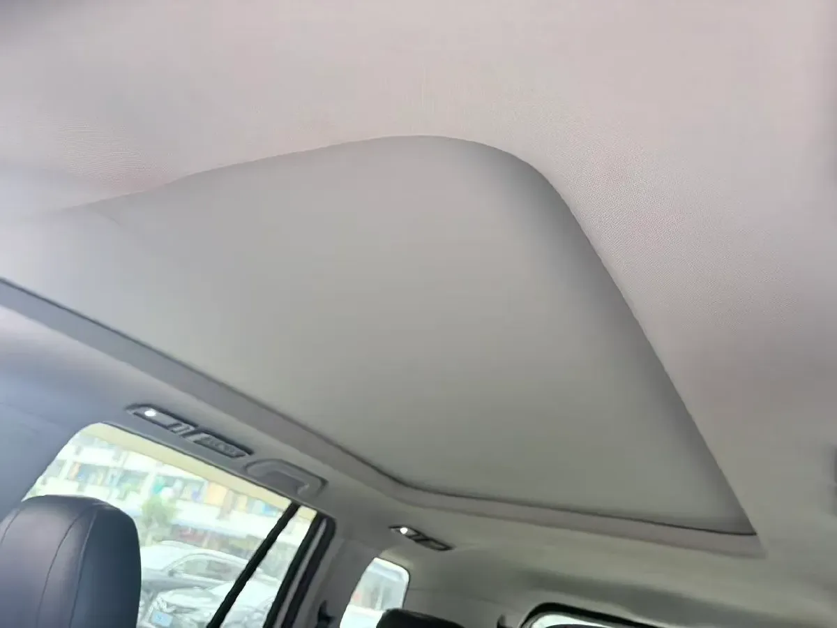 2017 GAC Trumpchi GS8 2.0T 201HP L4 6AT,autocango,china used car exporter,china ev exporter,chinese used car exporter,chinese used ev exporter