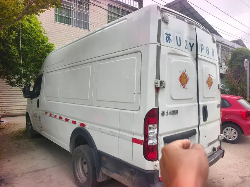 2023 Ford Transit 2.0T 220HP L4 5MT,autocango,china used car exporter,china ev exporter,chinese used car exporter,chinese used ev exporter