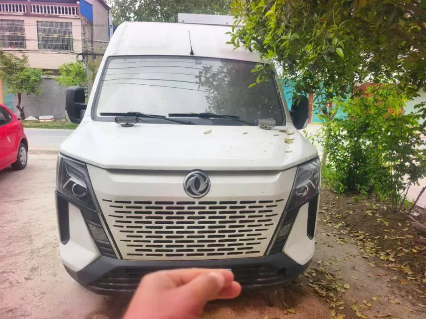 2023 Ford Transit 2.0T 220HP L4 5MT,autocango,china used car exporter,china ev exporter,chinese used car exporter,chinese used ev exporter