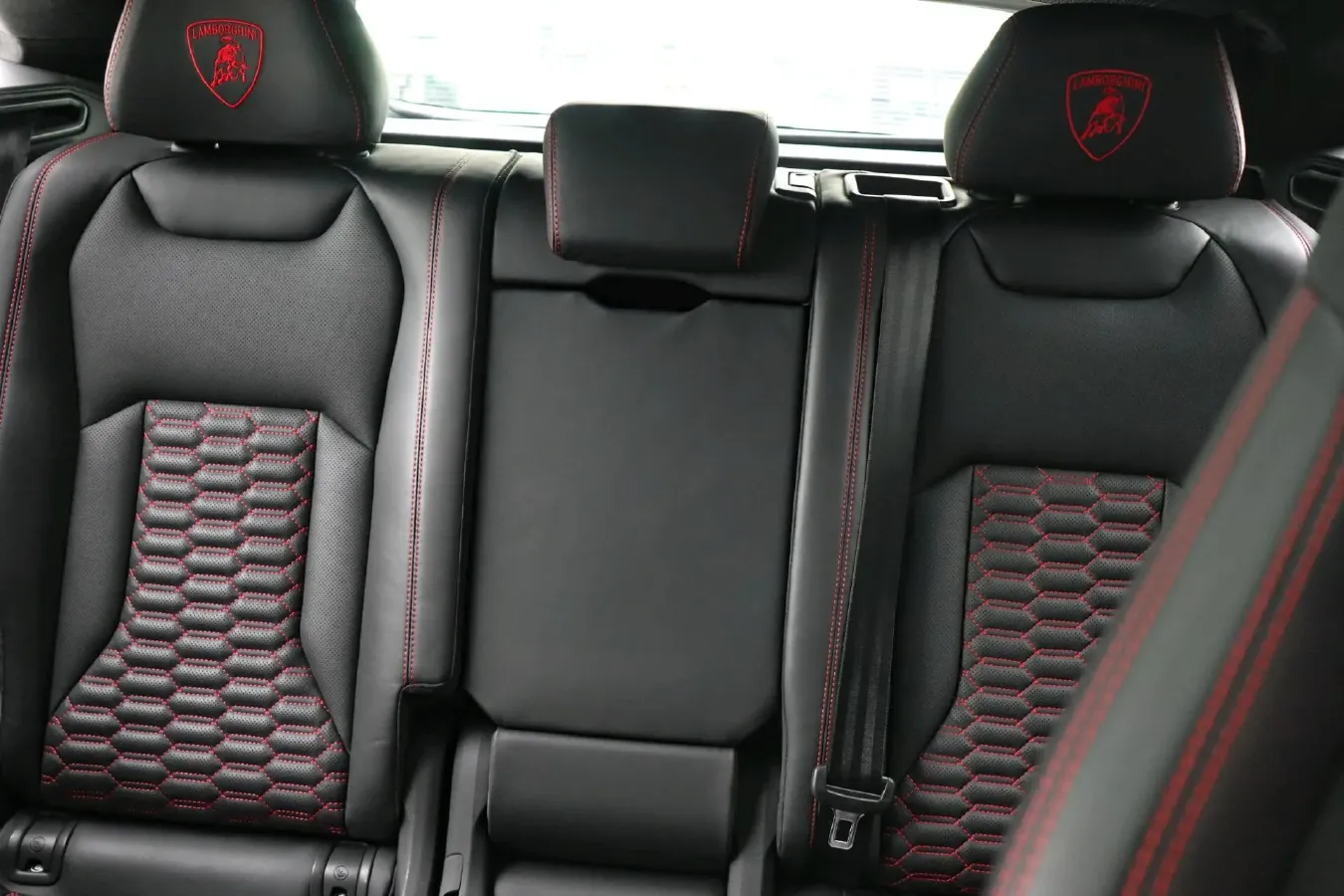 2021 Lamborghini Urus 4.0T 641HP V8 8AT,autocango,china used car exporter,china ev exporter,chinese used car exporter,chinese used ev exporter