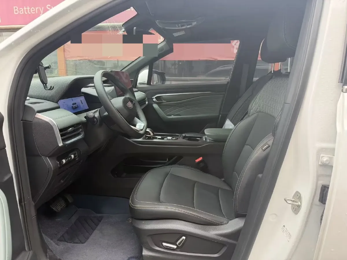 2024 Geely Okavango L 2.0T 218HP L4 7DCT,autocango,china used car exporter,china ev exporter,chinese used car exporter,chinese used ev exporter