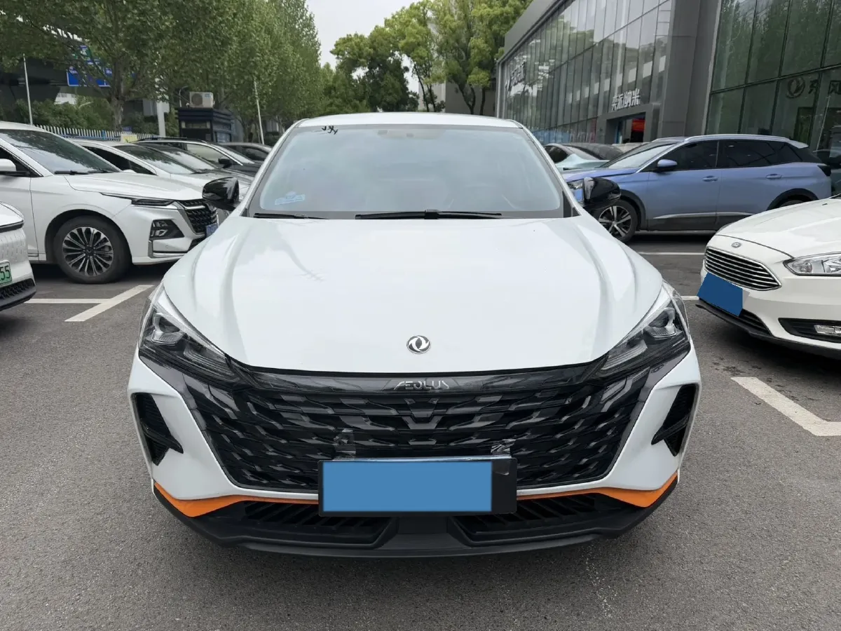 2023 DongFeng Aeolus YiXuan 1.5L 125HP L4 6DCT,autocango,china used car exporter,china ev exporter,chinese used car exporter,chinese used ev exporter