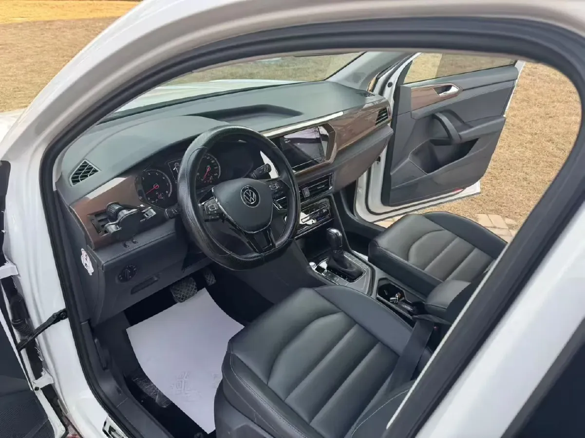 2021 Volkswagen Tharu 1.4T 150HP L4 7DCT,autocango,china used car exporter,china ev exporter,chinese used car exporter,chinese used ev exporter