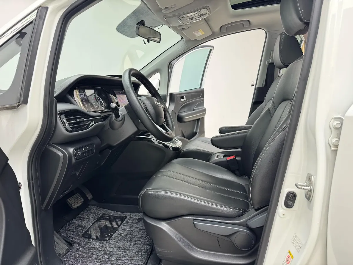 2021 GAC Trumpchi M6 1.5T 169HP L4 7DCT,autocango,china used car exporter,china ev exporter,chinese used car exporter,chinese used ev exporter