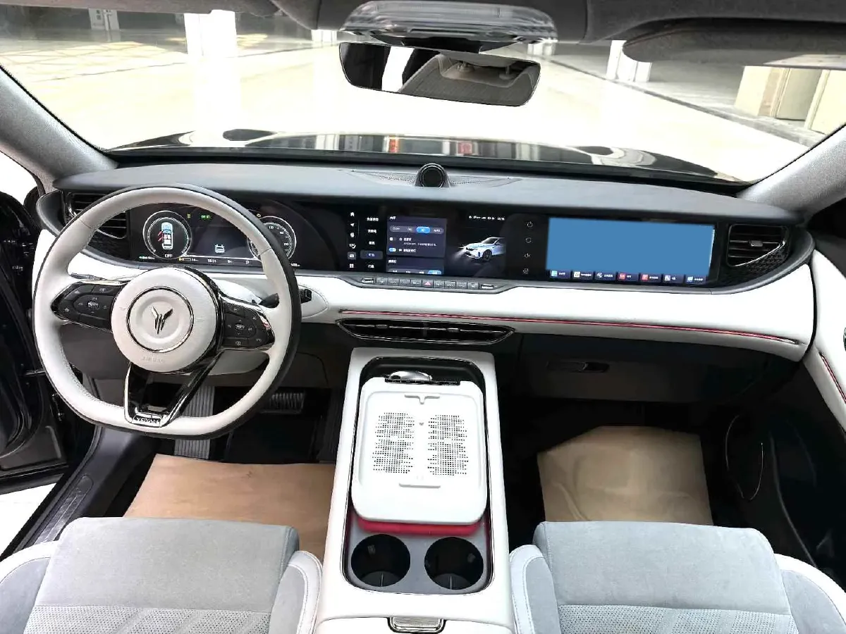 2025 Voyah FREE 1.5T 150HP L4 REEV 43KWH,autocango,china used car exporter,china ev exporter,chinese used car exporter,chinese used ev exporter