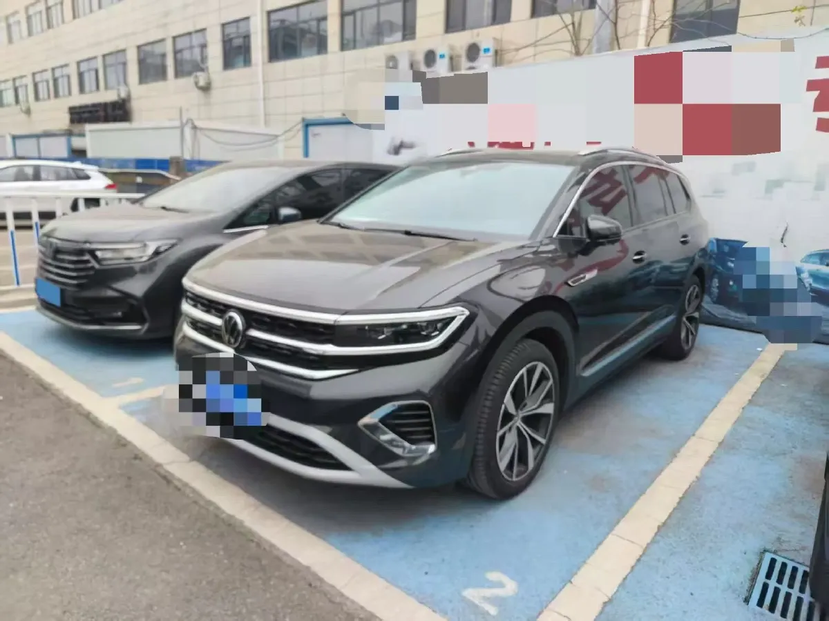 2024 Volkswagen Talagon 2.5T 299HP V6 7DCT,autocango,china used car exporter,china ev exporter,chinese used car exporter,chinese used ev exporter