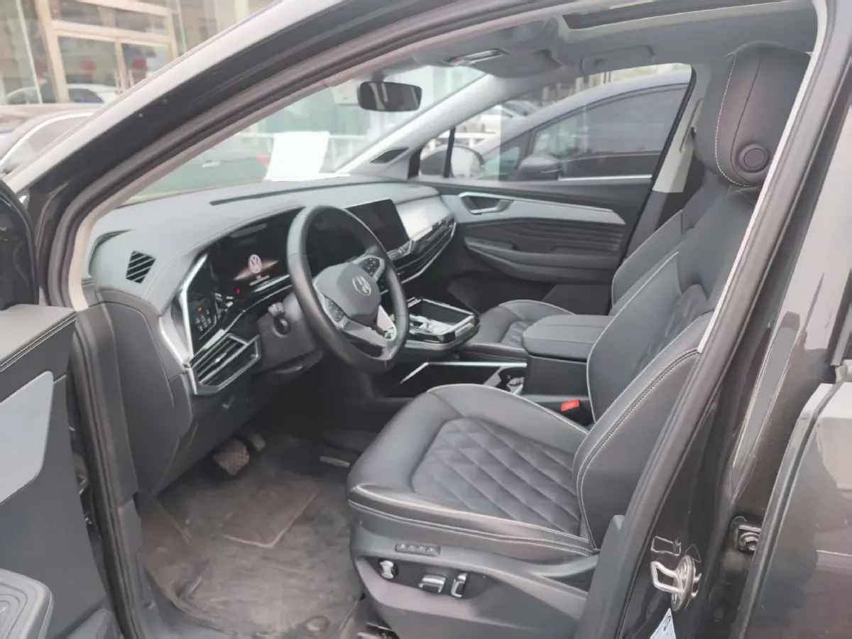 2024 Volkswagen Talagon 2.5T 299HP V6 7DCT,autocango,china used car exporter,china ev exporter,chinese used car exporter,chinese used ev exporter