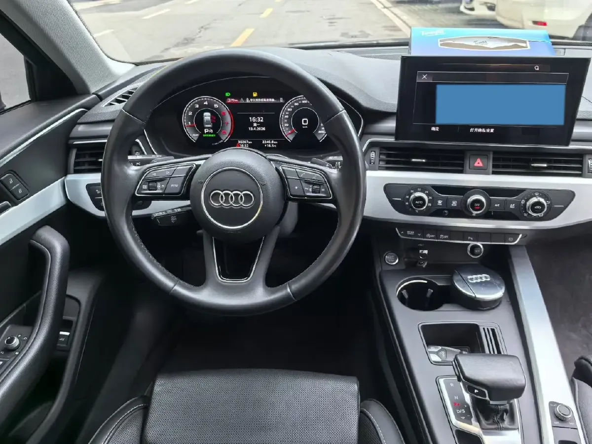 2022 Audi A4L 2.0T 190HP L4 7DCT,autocango,china used car exporter,china ev exporter,chinese used car exporter,chinese used ev exporter
