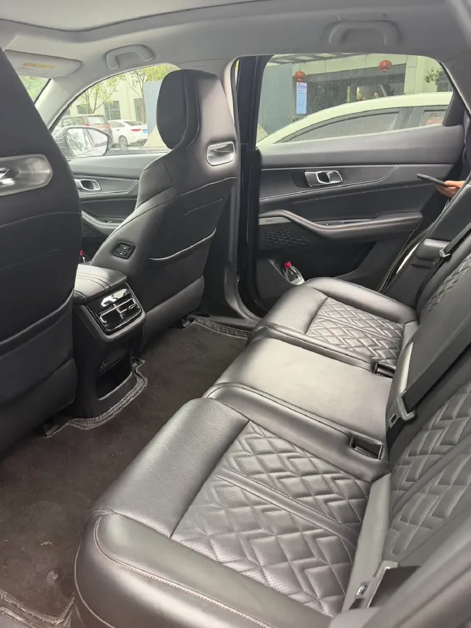 2022 Chevrolet Menlo BEV 61.1KWH,autocango,china used car exporter,china ev exporter,chinese used car exporter,chinese used ev exporter