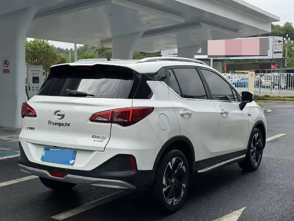 2021 GAC Trumpchi GS3 1.5T 169HP L4 6AT,autocango,china used car exporter,china ev exporter,chinese used car exporter,chinese used ev exporter