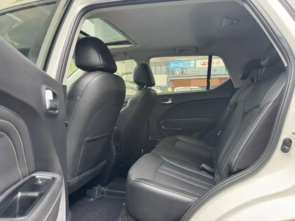 2021 GAC Trumpchi GS3 1.5T 169HP L4 6AT,autocango,china used car exporter,china ev exporter,chinese used car exporter,chinese used ev exporter