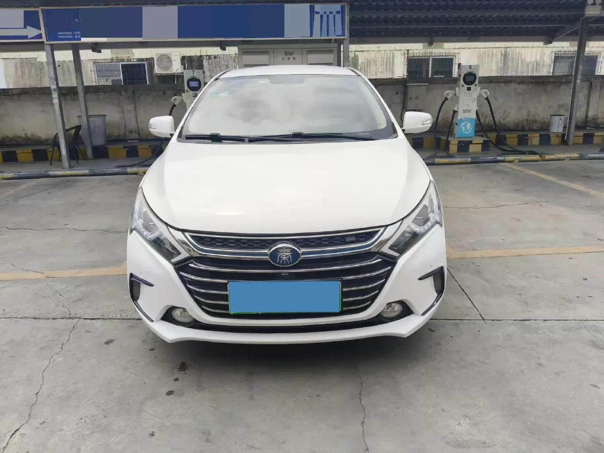 2017 BYD Qin 1.5T 154HP L4 6DCT PHEV,autocango,china used car exporter,china ev exporter,chinese used car exporter,chinese used ev exporter