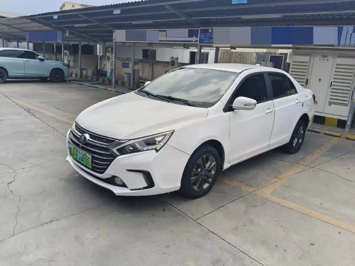 2017 BYD Qin 1.5T 154HP L4 6DCT PHEV,autocango,china used car exporter,china ev exporter,chinese used car exporter,chinese used ev exporter