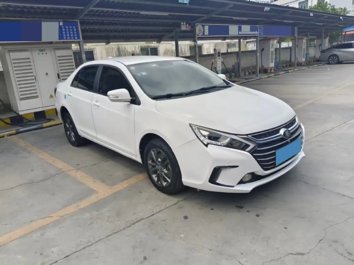 2017 BYD Qin 1.5T 154HP L4 6DCT PHEV,autocango,china used car exporter,china ev exporter,chinese used car exporter,chinese used ev exporter