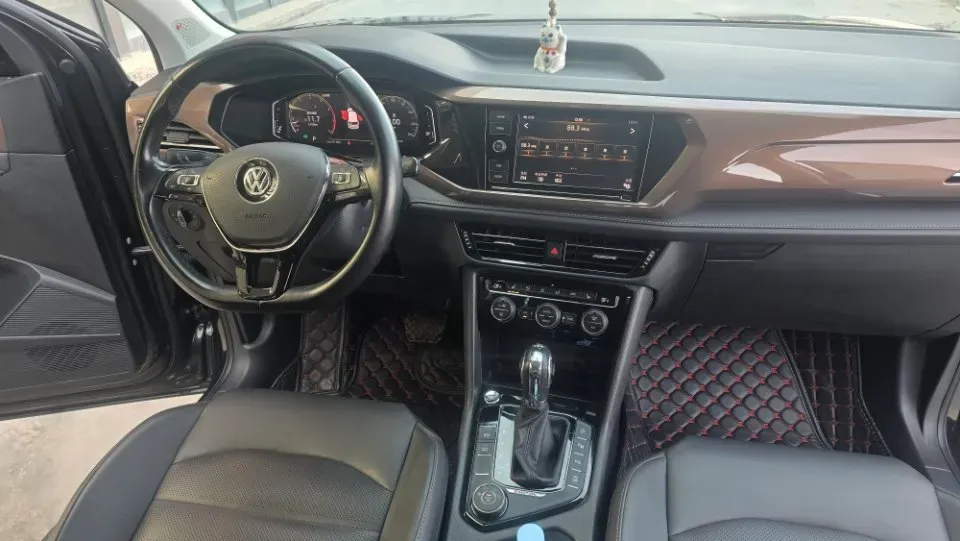 2020 Volkswagen Tharu 2.0T 186HP L4 7DCT,autocango,china used car exporter,china ev exporter,chinese used car exporter,chinese used ev exporter