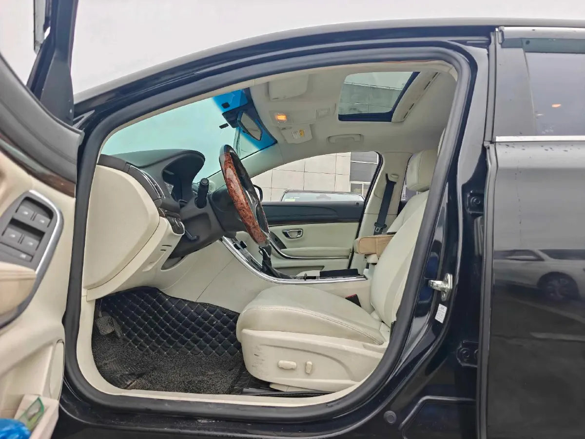 2017 Roewe 950 2.0T 220HP L4 6DCT,autocango,china used car exporter,china ev exporter,chinese used car exporter,chinese used ev exporter