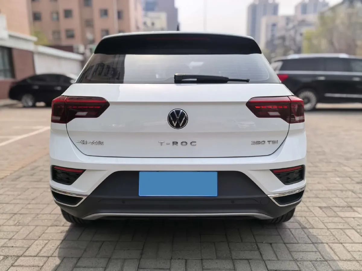 2022 Volkswagen T-Roc 1.4T 150HP L4 7DCT,autocango,china used car exporter,china ev exporter,chinese used car exporter,chinese used ev exporter