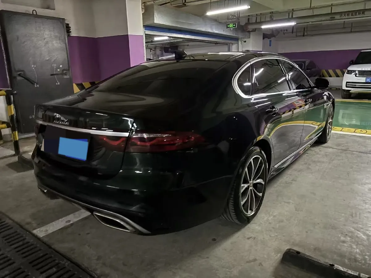 2023 Jaguar XFL 2.0T 250HP L4 8AT,autocango,china used car exporter,china ev exporter,chinese used car exporter,chinese used ev exporter