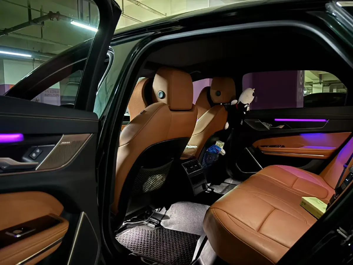 2023 Jaguar XFL 2.0T 250HP L4 8AT,autocango,china used car exporter,china ev exporter,chinese used car exporter,chinese used ev exporter