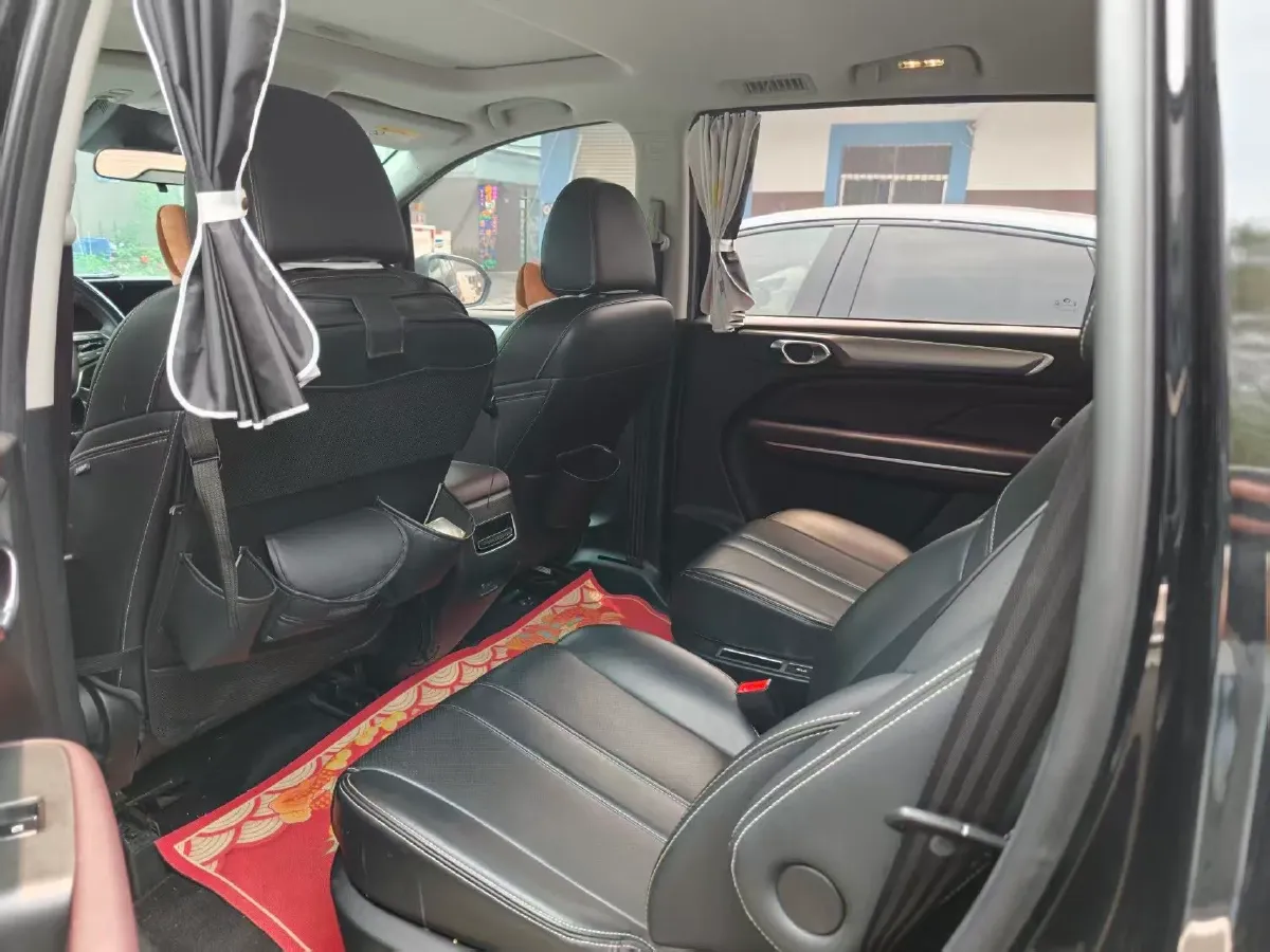 2021 GAC Trumpchi M6 1.5T 169HP L4 7DCT,autocango,china used car exporter,china ev exporter,chinese used car exporter,chinese used ev exporter