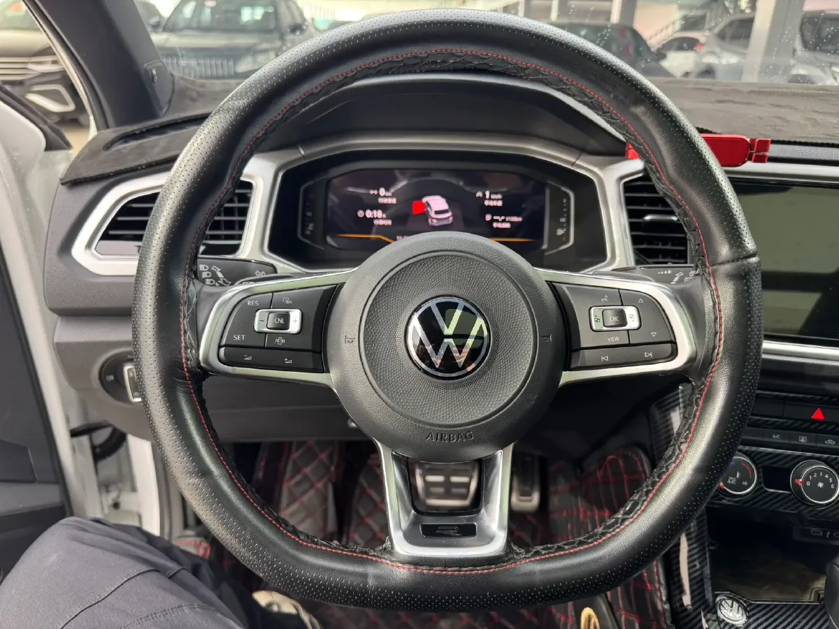 2022 Volkswagen T-Roc 1.4T 150HP L4 7DCT,autocango,china used car exporter,china ev exporter,chinese used car exporter,chinese used ev exporter