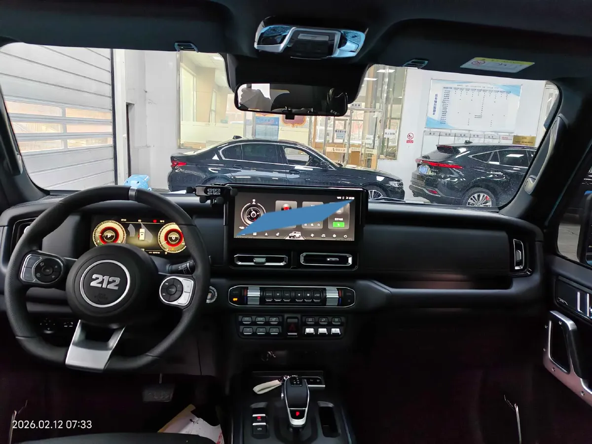 2025 212 212 T01 2.0T 252HP L4 8AT,autocango,china used car exporter,china ev exporter,chinese used car exporter,chinese used ev exporter