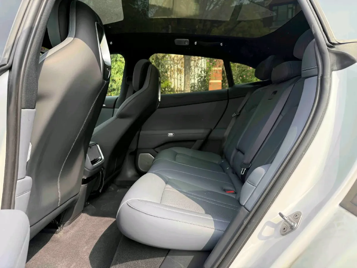 2025 MI YU7 BEV,autocango,china used car exporter,china ev exporter,chinese used car exporter,chinese used ev exporter