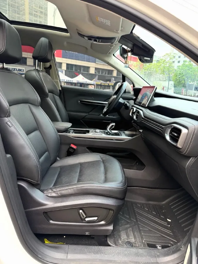 2022 Geely Okavango 1.8T 184HP L4 7DCT,autocango,china used car exporter,china ev exporter,chinese used car exporter,chinese used ev exporter