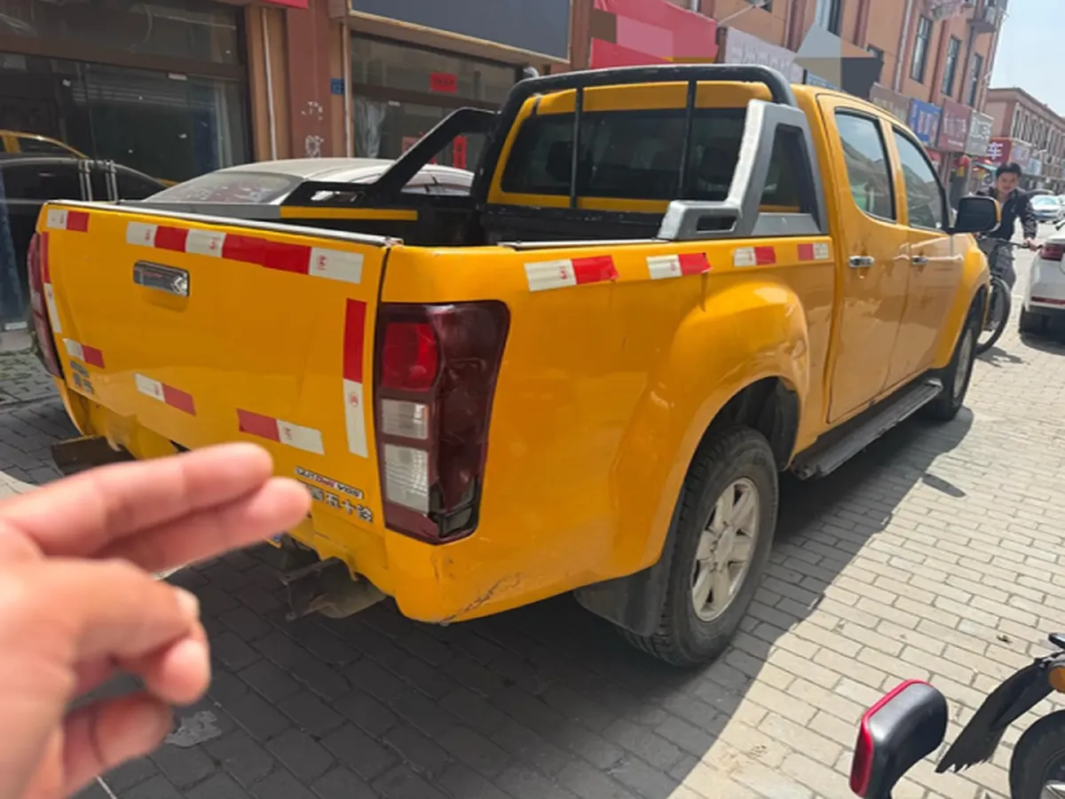 2019 Isuzu LingTuo 2.5T 129HP L4 6MT,autocango,china used car exporter,china ev exporter,chinese used car exporter,chinese used ev exporter