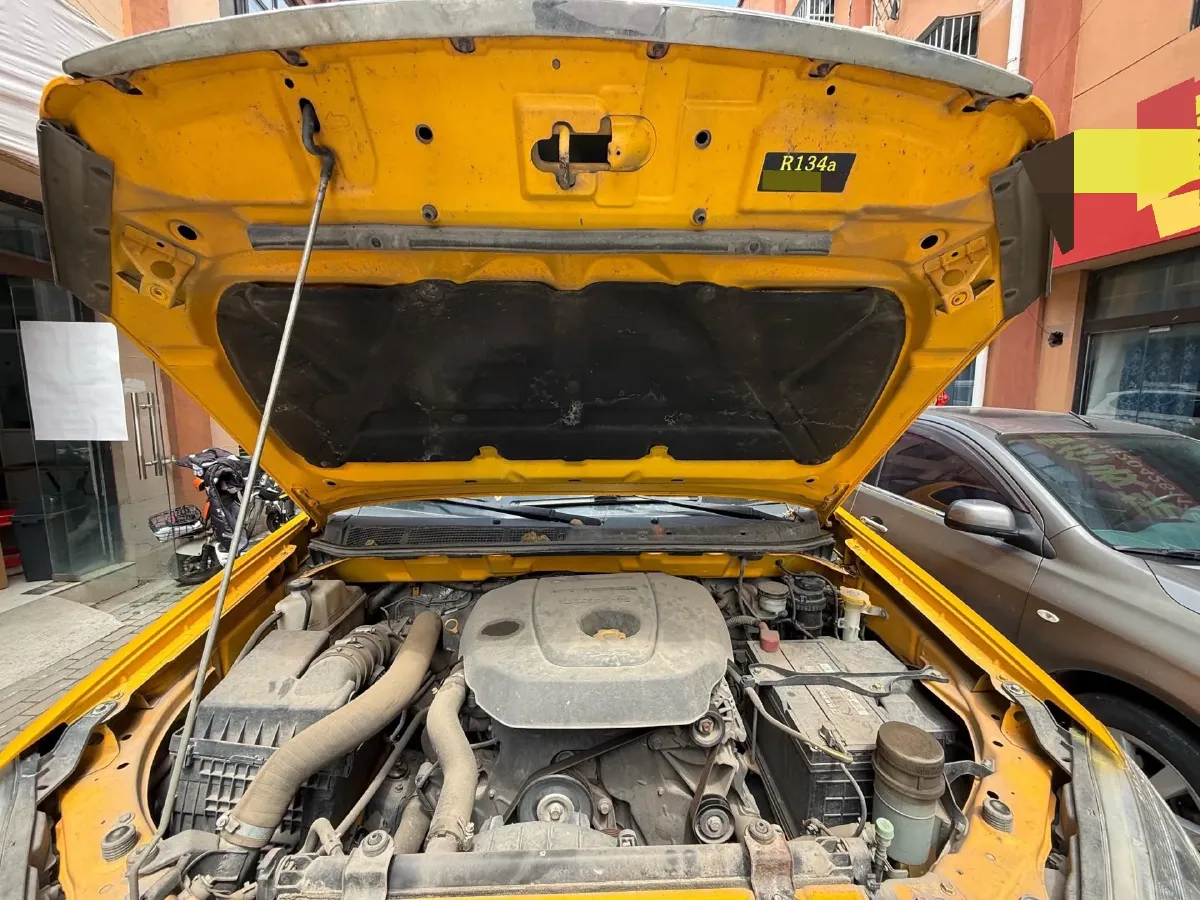 2019 Isuzu LingTuo 2.5T 129HP L4 6MT,autocango,china used car exporter,china ev exporter,chinese used car exporter,chinese used ev exporter