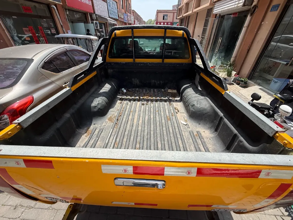 2019 Isuzu LingTuo 2.5T 129HP L4 6MT,autocango,china used car exporter,china ev exporter,chinese used car exporter,chinese used ev exporter