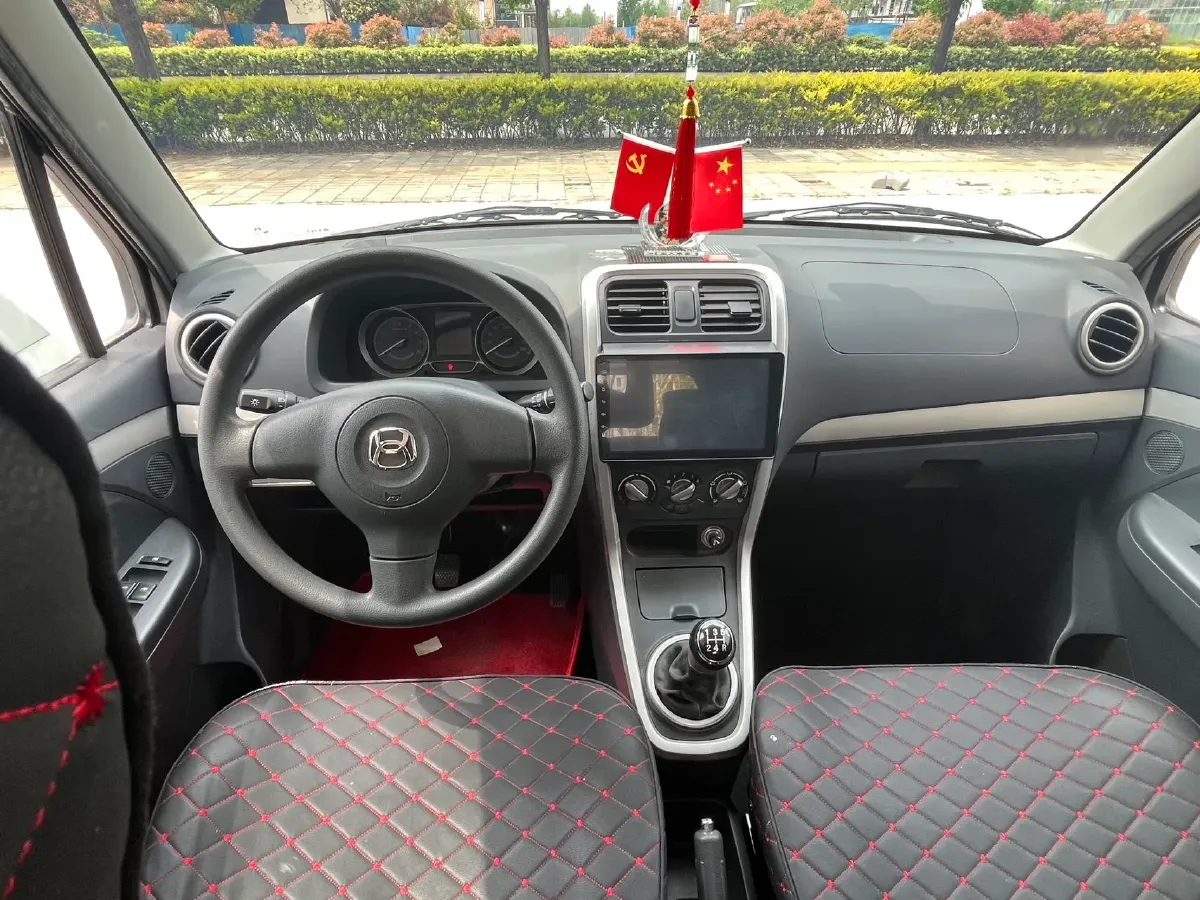 2019 FAW Liberation T90 1.5L 112HP L4 5MT,autocango,china used car exporter,china ev exporter,chinese used car exporter,chinese used ev exporter