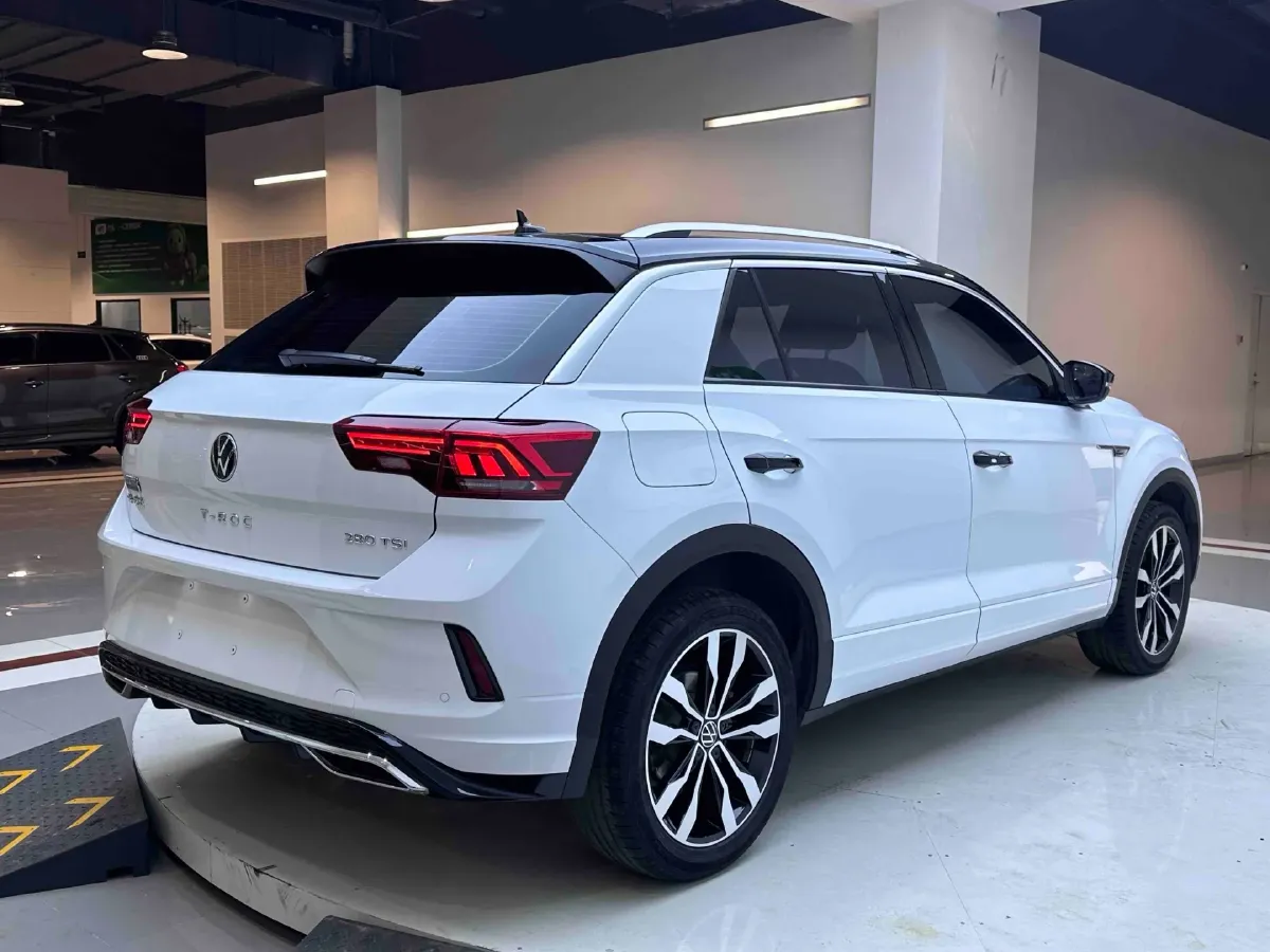 2022 Volkswagen T-Roc 1.4T 150HP L4 7DCT,autocango,china used car exporter,china ev exporter,chinese used car exporter,chinese used ev exporter