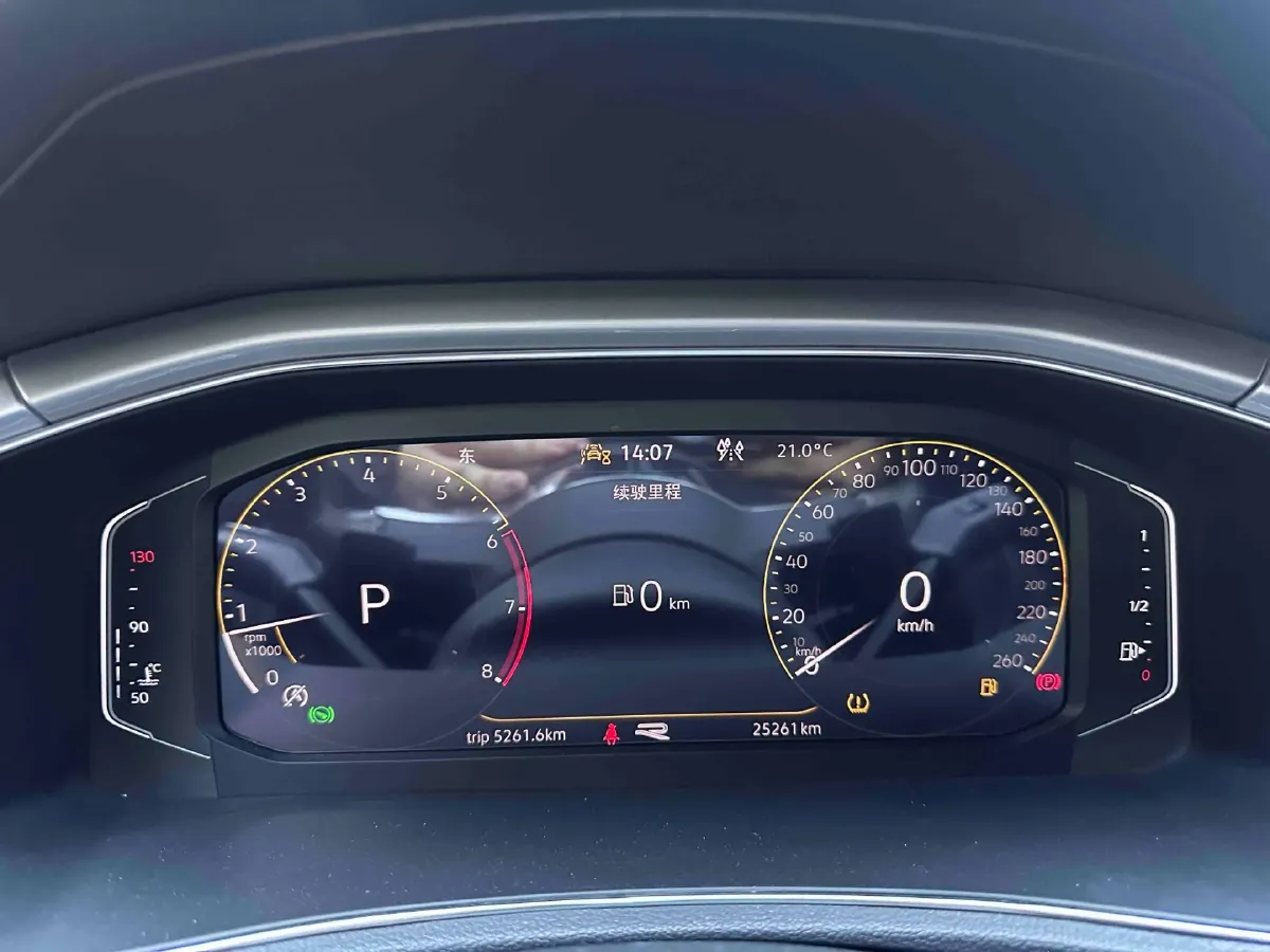 2022 Volkswagen T-Roc 1.4T 150HP L4 7DCT,autocango,china used car exporter,china ev exporter,chinese used car exporter,chinese used ev exporter