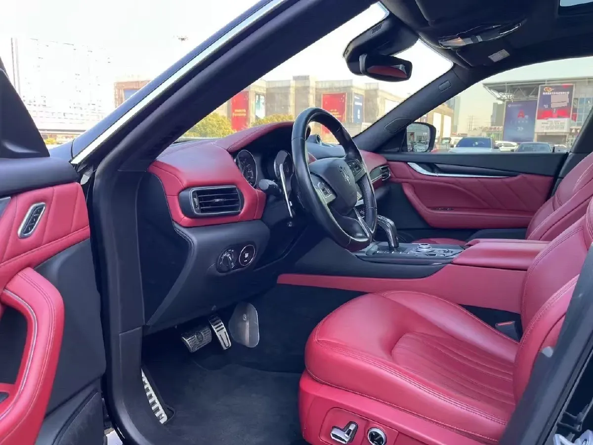 2021 Maserati Levante 3.0T 350HP V6 8AT,autocango,china used car exporter,china ev exporter,chinese used car exporter,chinese used ev exporter