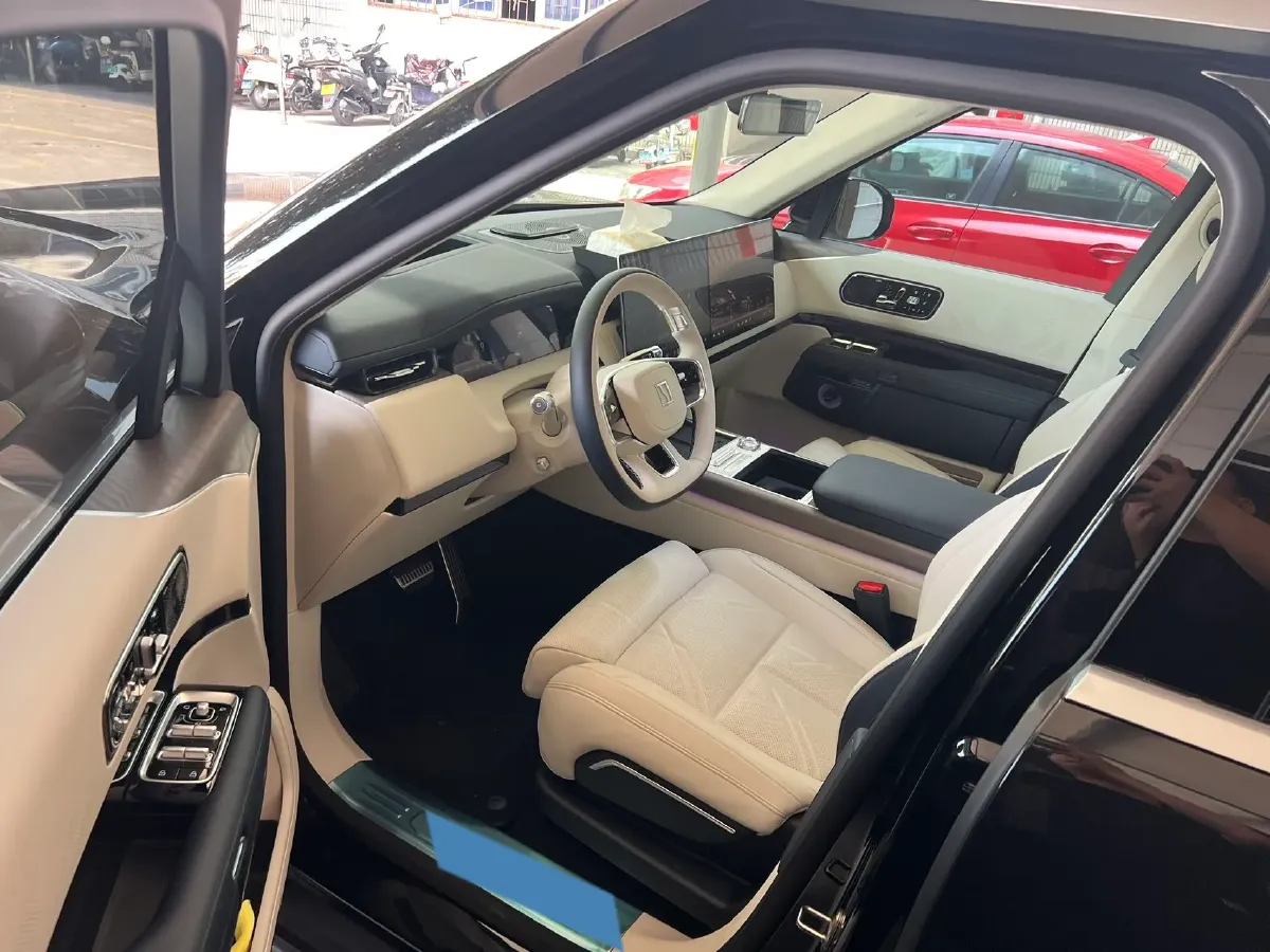 2025 Zeekr 9X 2.0T 279HP L4 1DHT PHEV,autocango,china used car exporter,china ev exporter,chinese used car exporter,chinese used ev exporter