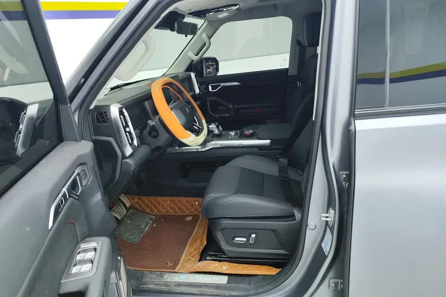 2024 Jetour ShanHai TravellerC-DM 1.5T 156HP L4 3DHT PHEV 26.7KWH,autocango,china used car exporter,china ev exporter,chinese used car exporter,chinese used ev exporter