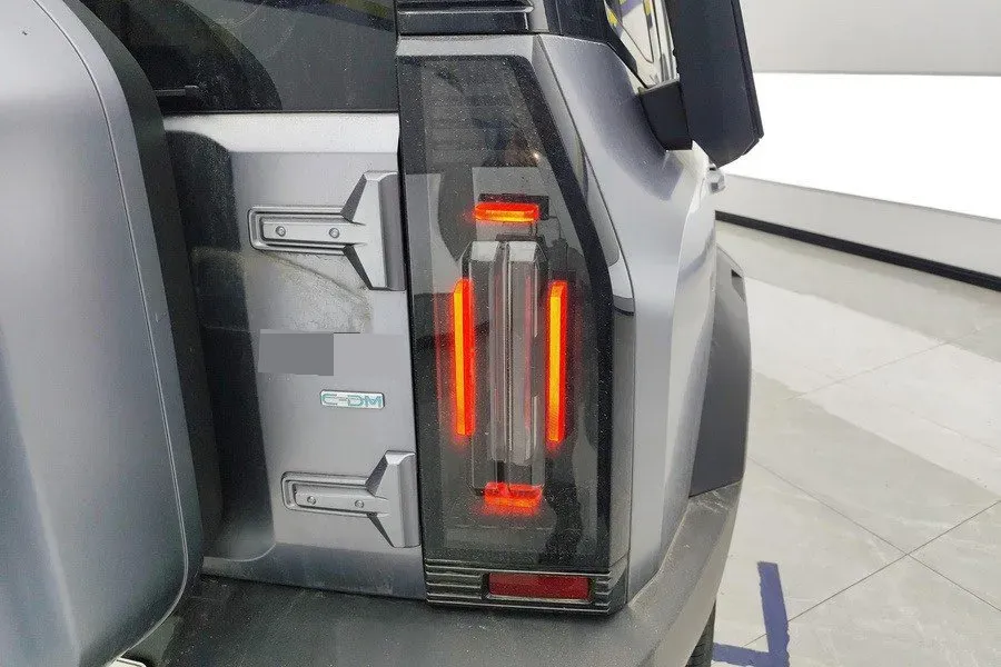 2024 Jetour ShanHai TravellerC-DM 1.5T 156HP L4 3DHT PHEV 26.7KWH,autocango,china used car exporter,china ev exporter,chinese used car exporter,chinese used ev exporter