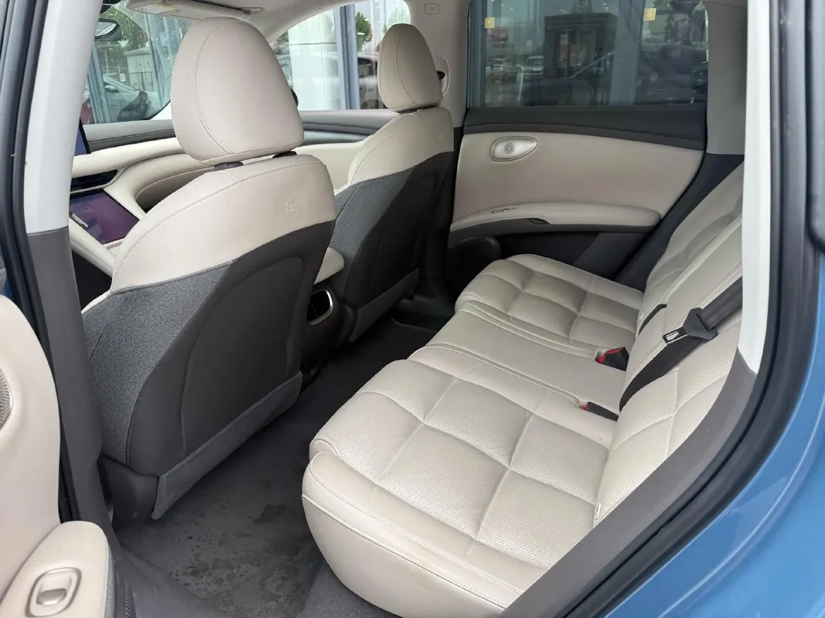 2025 IM LS6 BEV 75KWH,autocango,china used car exporter,china ev exporter,chinese used car exporter,chinese used ev exporter