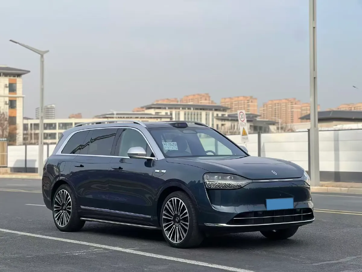 2024 AITO AITO M9 1.5T 152HP L4 REEV 42KWH,autocango,china used car exporter,china ev exporter,chinese used car exporter,chinese used ev exporter