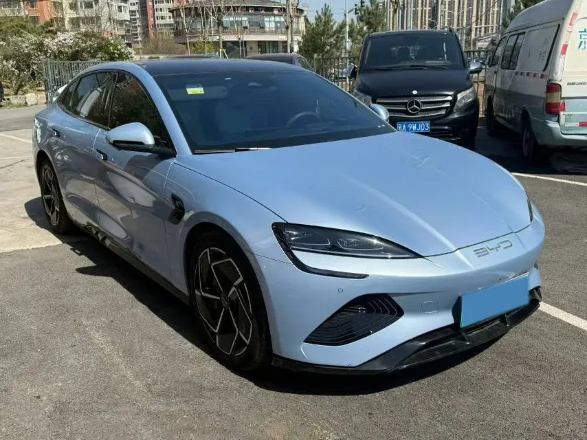 2022 AITO AITO M5 Range Extended 125HP REEV 40KWH,autocango,china used car exporter,china ev exporter,chinese used car exporter,chinese used ev exporter