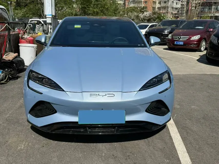 2022 AITO AITO M5 Range Extended 125HP REEV 40KWH,autocango,china used car exporter,china ev exporter,chinese used car exporter,chinese used ev exporter