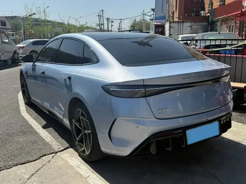 2022 AITO AITO M5 Range Extended 125HP REEV 40KWH,autocango,china used car exporter,china ev exporter,chinese used car exporter,chinese used ev exporter