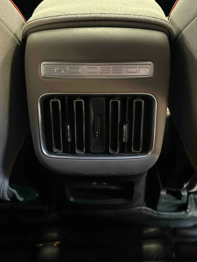 2024 BYD Song Pro 1.5L 110HP L4 E-CVT PHEV 12.9KWH,autocango,china used car exporter,china ev exporter,chinese used car exporter,chinese used ev exporter