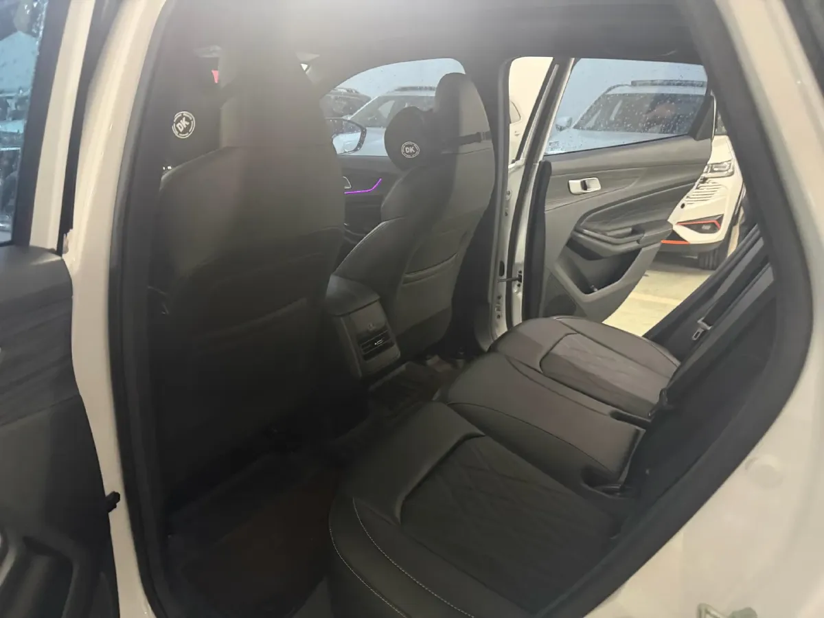 2025 ChangAn QiYuan Q05 Classic 1.5L 98HP L4 E-CVT PHEV 18.4KWH,autocango,china used car exporter,china ev exporter,chinese used car exporter,chinese used ev exporter