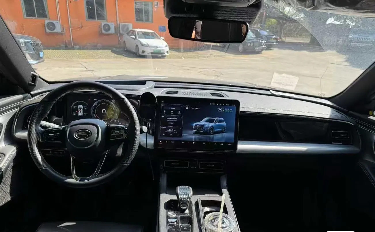 2022 GAC Trumpchi GS8 2.0T 190HP L4 E-CVT Hybrid,autocango,china used car exporter,china ev exporter,chinese used car exporter,chinese used ev exporter